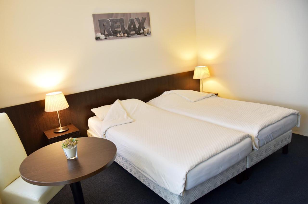 Hotel Schuurman Emlichheim ภายนอก รูปภาพ