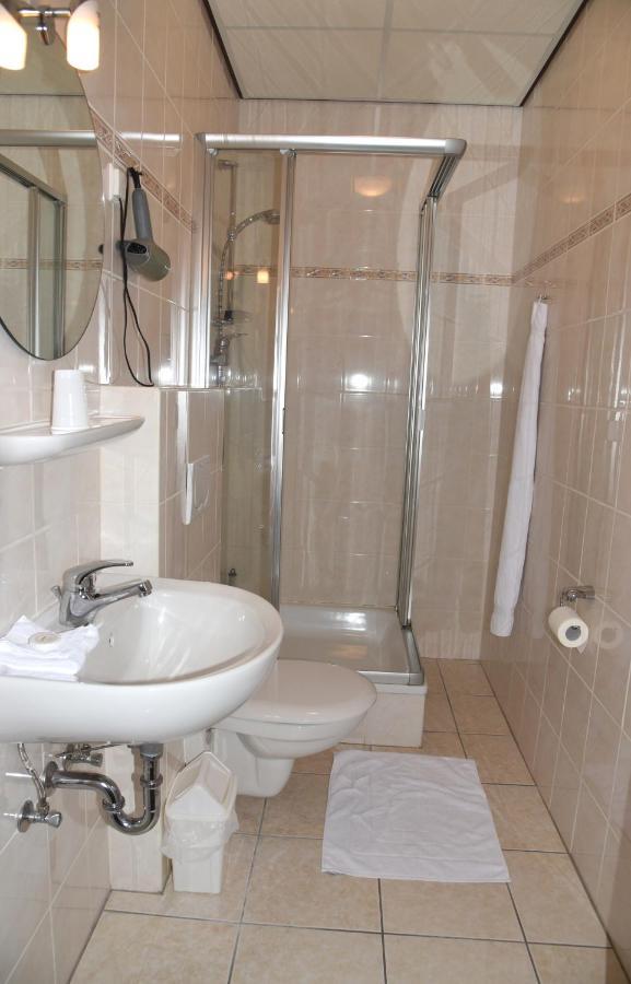 Hotel Schuurman Emlichheim ภายนอก รูปภาพ